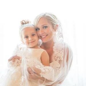 Meet your Posher, Holly